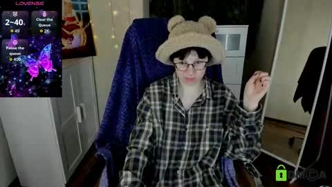 Snapshot of melissa_wells chatting on October 2025 10:11:01 PM Melissa online show from October 2025 10:11:01 PM