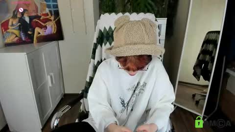 Snapshot of melissa_wells chatting on November 2025 04:05:01 PM Melissa online show from November 2025 04:05:01 PM