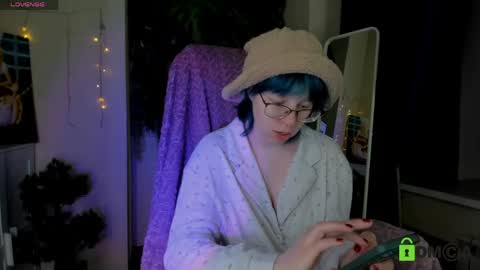 Snapshot of melissa_wells chatting on May 2026 10:04:01 PM Melissa online show from May 2026 10:04:01 PM