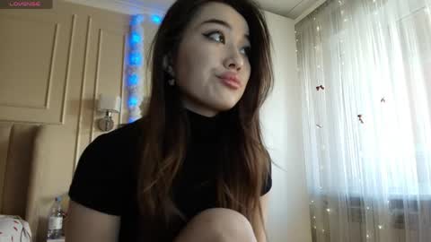 Snapshot of melissa_yamazaki chatting on April 2026 03:26:02 AM Lisaa online show from April 2026 03:26:02 AM