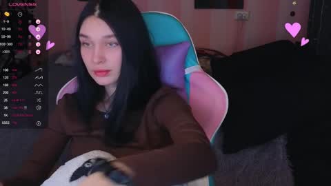Snapshot of mella_freya chatting on January 2025 09:18:01 PM Freya IM NONUDE online show from January 2025 09:18:01 PM