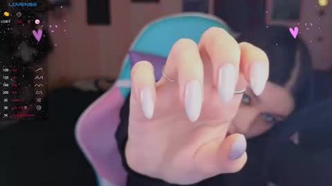 Snapshot of mella_freya chatting on February 2025 09:05:02 PM Freya IM NONUDE online show from February 2025 09:05:02 PM
