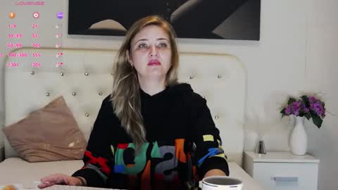 Snapshot of mellaniebliss chatting on April 2026 04:10:02 AM Mellanie online show from April 2026 04:10:02 AM