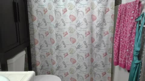 Mel 3 online show from April 2026 06:08:02 PM