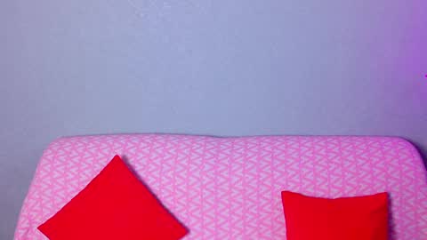 mellhyees online show from April 2026 05:28:01 PM