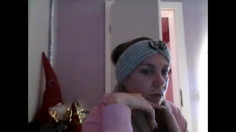 Snapshot of melli23 chatting on December 2025 07:08:02 PM Melli online show from December 2025 07:08:02 PM