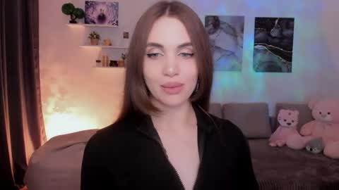 Snapshot of mellifluoustess chatting on April 2026 09:50:01 PM Tessa online show from April 2026 09:50:01 PM