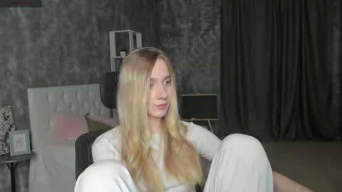 mellisadream online show from October 2025 02:07:01 AM