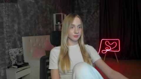 mellisadream online show from October 2025 12:52:02 AM