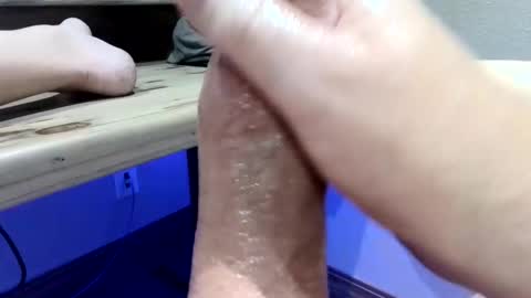 mellomike online show from December 2024 06:01:02 AM