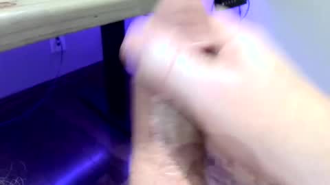 mellomike online show from January 2025 04:08:02 AM