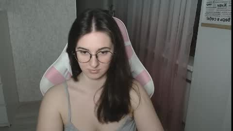 Snapshot of mellonmayre chatting on May 2026 08:27:02 PM mellonmayre online show from May 2026 08:27:02 PM