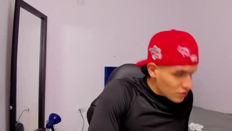 Mellow Baby online show from November 2025 10:42:02 PM