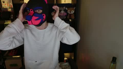 Snapshot of mellpup chatting on April 2026 05:08:02 AM MellPUP online show from April 2026 05:08:02 AM