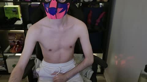 Snapshot of mellpup chatting on April 2026 05:19:01 AM MellPUP online show from April 2026 05:19:01 AM