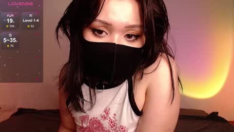 Mel online show from December 2024 01:11:02 PM