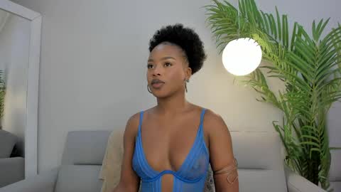 Snapshot of melodi_skye chatting on May 2026 04:06:01 AM Melodi Skye online show from May 2026 04:06:01 AM