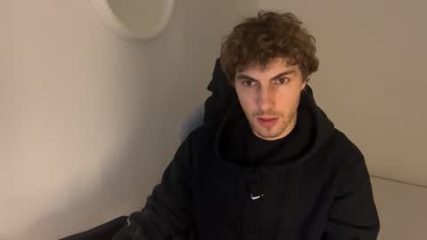 Snapshot of melodicass chatting on February 2026 12:25:02 AM Melodicass online show from February 2026 12:25:02 AM