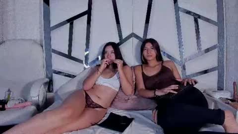 Snapshot of melodiwilliams chatting on October 2025 11:23:01 PM Melodi online show from October 2025 11:23:01 PM