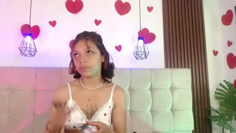 Snapshot of melody701583as chatting on August 2026 01:13:02 PM melody701583as online show from August 2026 01:13:02 PM