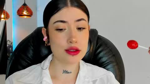 Snapshot of melody_suarez chatting on December 2024 07:15:02 PM MELODY online show from December 2024 07:15:02 PM