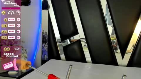 Snapshot of melody_suarez chatting on February 2025 10:50:02 PM MELODY online show from February 2025 10:50:02 PM