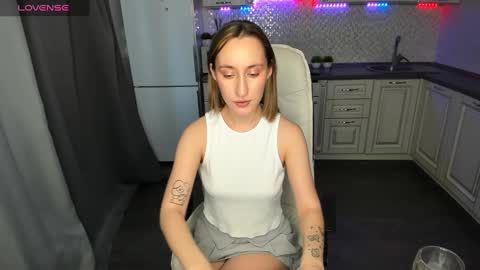 Kaylie online show from December 2024 07:47:02 AM