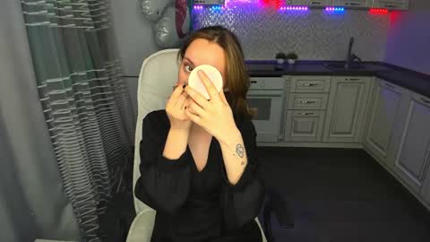 Kaylie online show from February 2025 03:45:01 AM