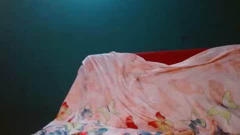 mely tomson online show from November 2025 10:25:02 AM