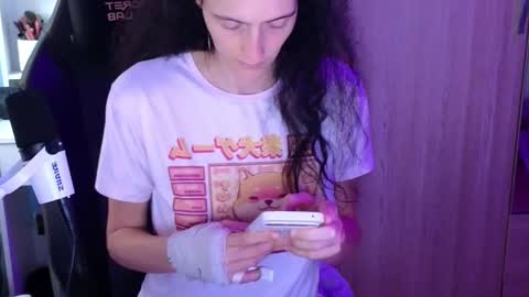 Snapshot of memisecrets chatting on May 2026 03:28:01 PM Megumi Aina online show from May 2026 03:28:01 PM