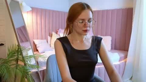memymee_ online show from June 2026 01:38:02 AM