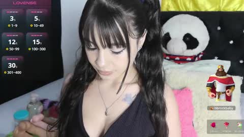 Snapshot of mena_hicks chatting on January 2026 10:46:01 PM Heart online show from January 2026 10:46:01 PM