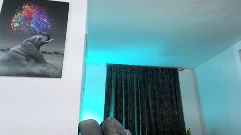 Menca of your love online show from November 2025 01:30:02 AM