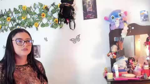 Snapshot of mensia_hernandez chatting on June 2026 12:57:02 PM Princess Mensia online show from June 2026 12:57:02 PM