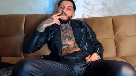 Snapshot of mentoxxl chatting on October 2025 05:22:01 PM Fallow my ONLYFANS for xxx daily online show from October 2025 05:22:01 PM