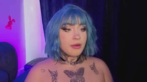 Snapshot of meow_boo chatting on April 2026 07:31:02 PM Aruz online show from April 2026 07:31:02 PM