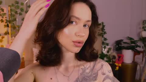 Snapshot of meow_nancy chatting on June 2026 06:52:02 AM Heeyyooo Im Nans Subscribe to me I will be glad online show from June 2026 06:52:02 AM
