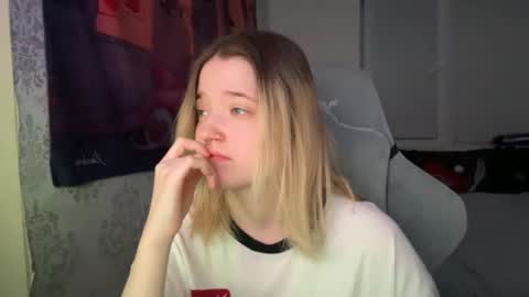 meowme online show from December 2024 02:51:01 PM