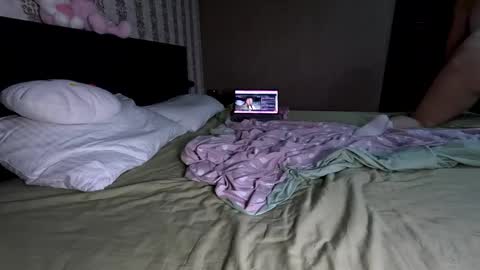 Snapshot of meowmeow_emma chatting on May 2026 07:01:01 PM meowmeow_emma online show from May 2026 07:01:01 PM