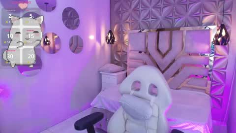    online show from September 2025 06:52:01 PM