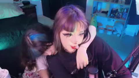 Snapshot of meraki_fraise chatting on July 2026 07:58:02 AM online show from July 2026 07:58:02 AM