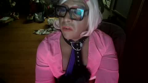 Snapshot of mercurybeetle chatting on January 2025 10:26:02 AM Tsukiko online show from January 2025 10:26:02 AM