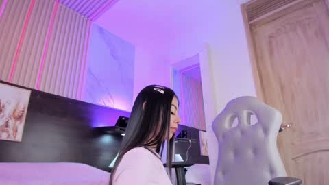 meredith_spencer online show from February 2025 06:24:02 PM