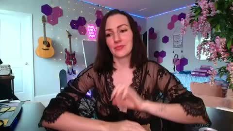Meredith Bae online show from June 2026 09:59:02 PM