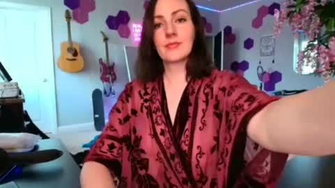 Meredith Bae online show from July 2026 09:54:02 PM