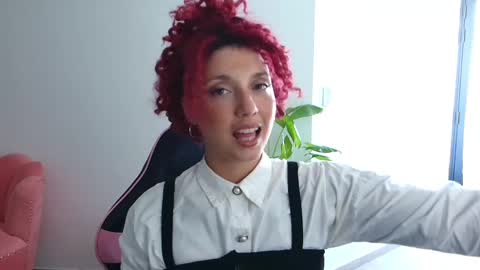 Miss Freckles online show from April 2026 06:13:02 PM