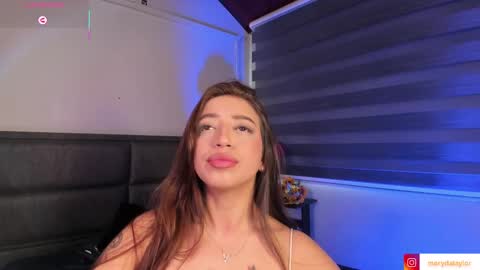Snapshot of merida_taylor_ chatting on March 2025 04:03:02 PM Merida online show from March 2025 04:03:02 PM