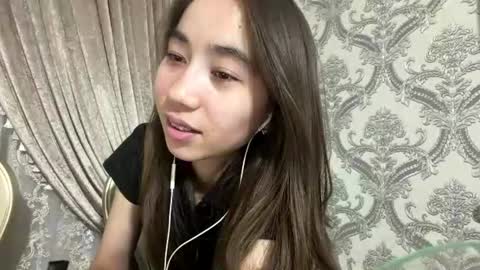 Snapshot of merlenebixel chatting on July 2026 06:20:01 PM merlenebixel online show from July 2026 06:20:01 PM