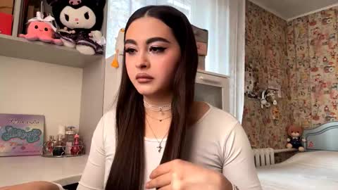 Snapshot of merlenegnoza chatting on November 2025 08:28:01 AM Enni online show from November 2025 08:28:01 AM