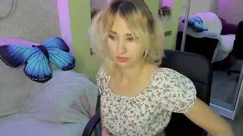 merymidnight online show from November 2025 06:58:02 AM